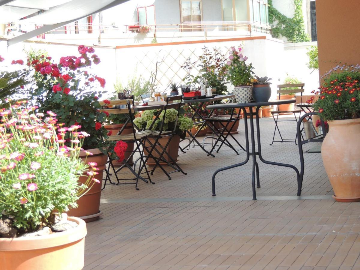 B&B Il Rosso E Il Nero Zafferana Etnea Εξωτερικό φωτογραφία