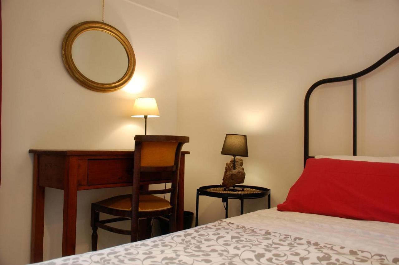 B&B Il Rosso E Il Nero Zafferana Etnea Εξωτερικό φωτογραφία